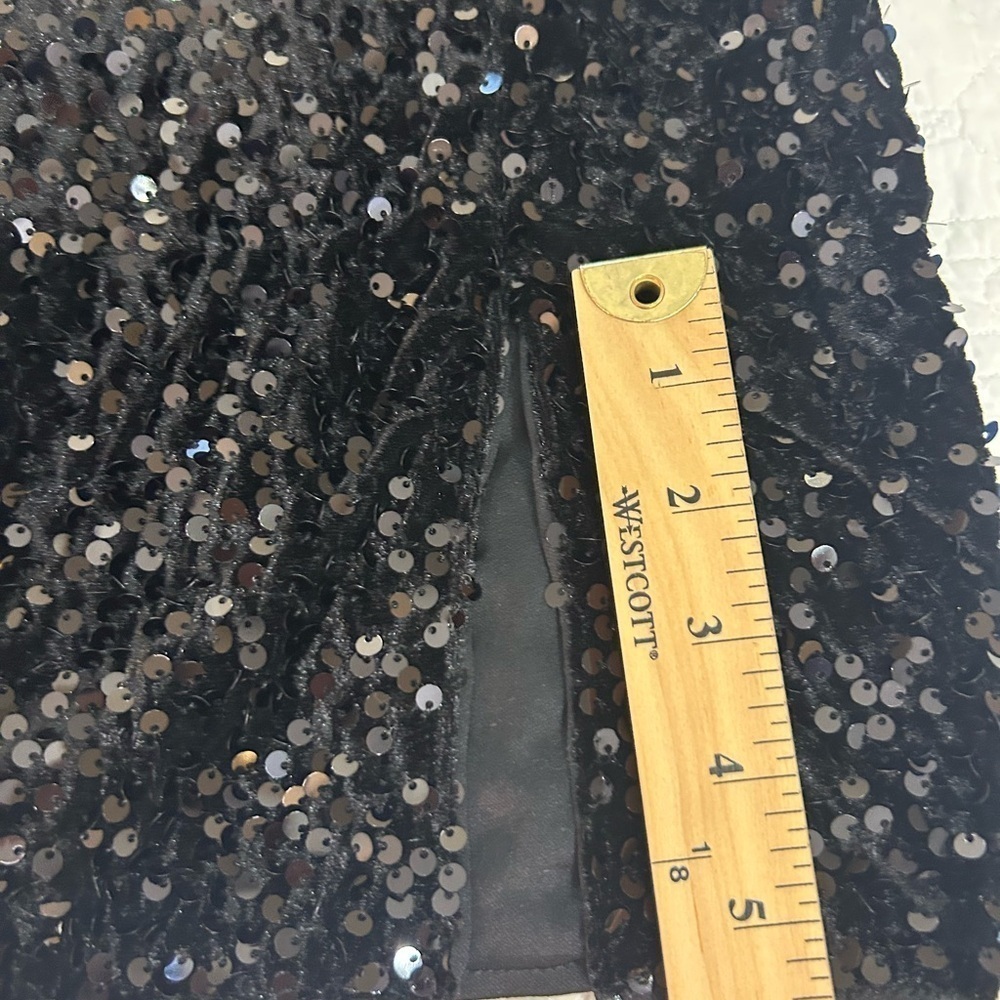 Black Sequin Ruched Sheath Dress with Plunge Neckline. Semi formal. Night Life. - Picture 8 of 12